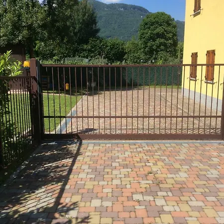 Appartement Da Sonia-mansarda Vista Lago