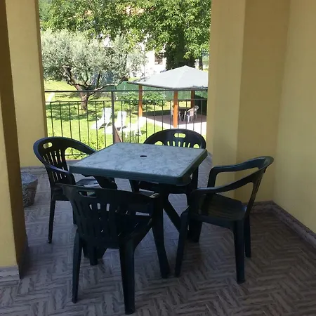 Appartamento Da Sonia-mansarda Vista Lago