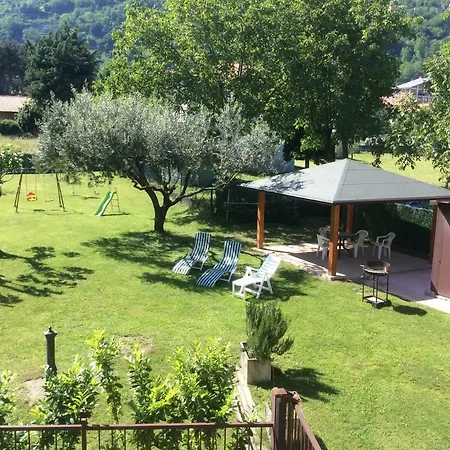 Da Sonia-mansarda Vista Lago Appartamento *